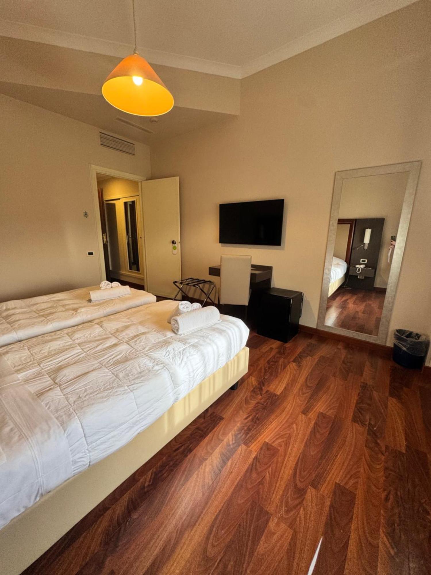 Grand Hotel Lamezia Ламеция-Терме Экстерьер фото